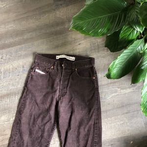 High-waisted corduroy pants